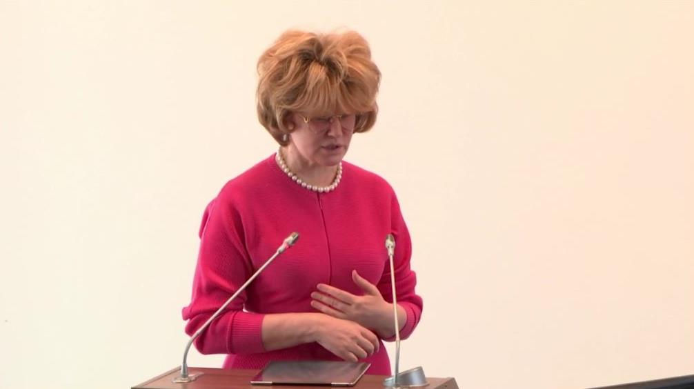 Вице-губернатор Санкт-Петербурга Ирина Потехина в прямом эфире ответила на вопросы о развитии системы СПО
